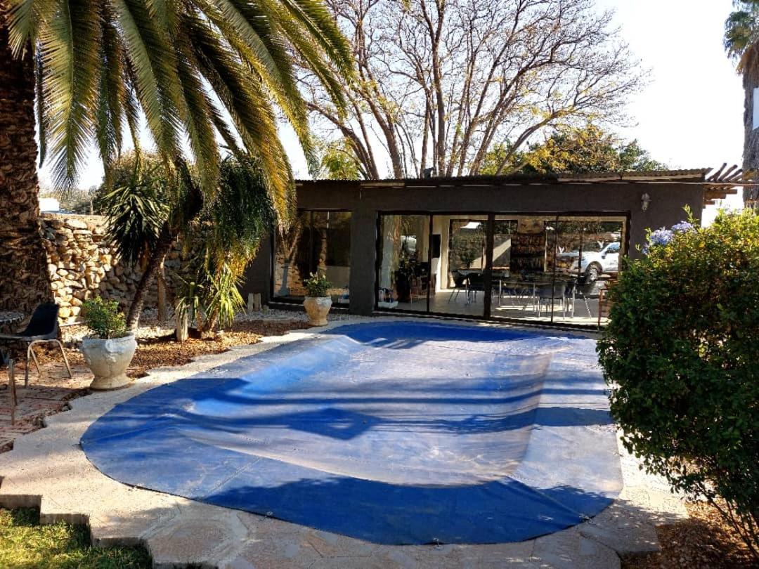Bush Pillow Guest House Otjiwarongo Extérieur photo