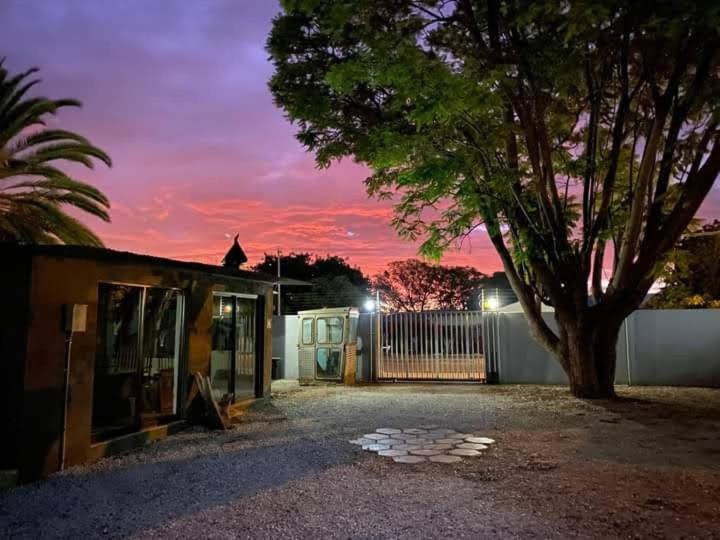 Bush Pillow Guest House Otjiwarongo Extérieur photo