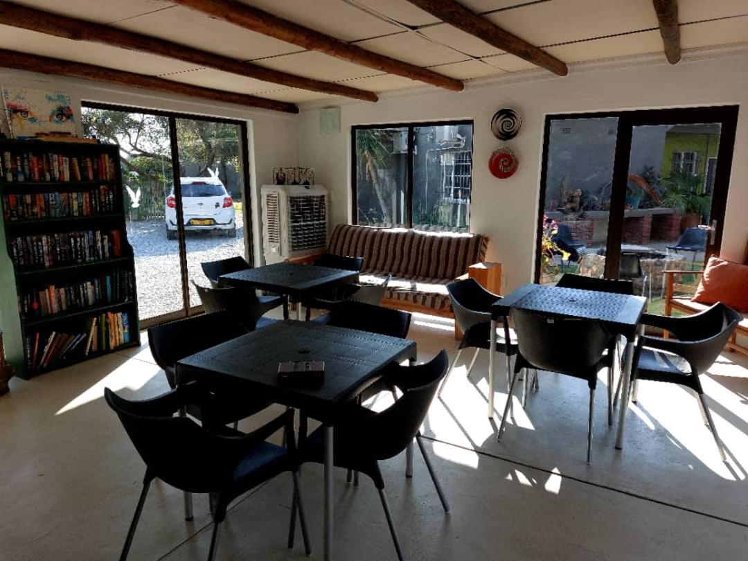 Bush Pillow Guest House Otjiwarongo Extérieur photo