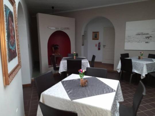Bush Pillow Guest House Otjiwarongo Extérieur photo
