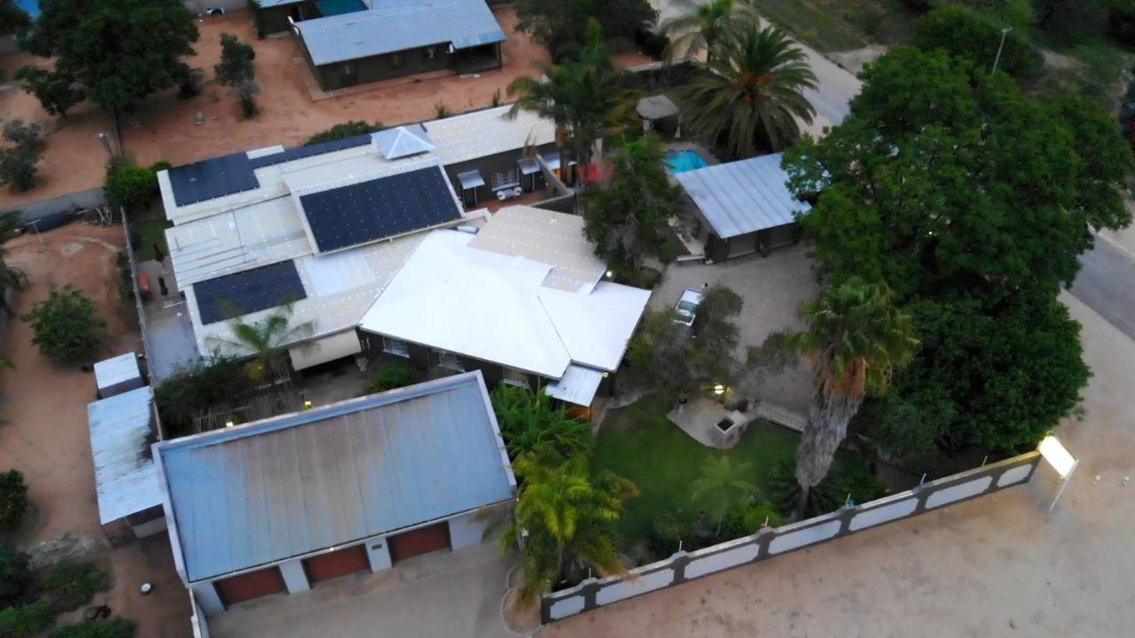Bush Pillow Guest House Otjiwarongo Extérieur photo