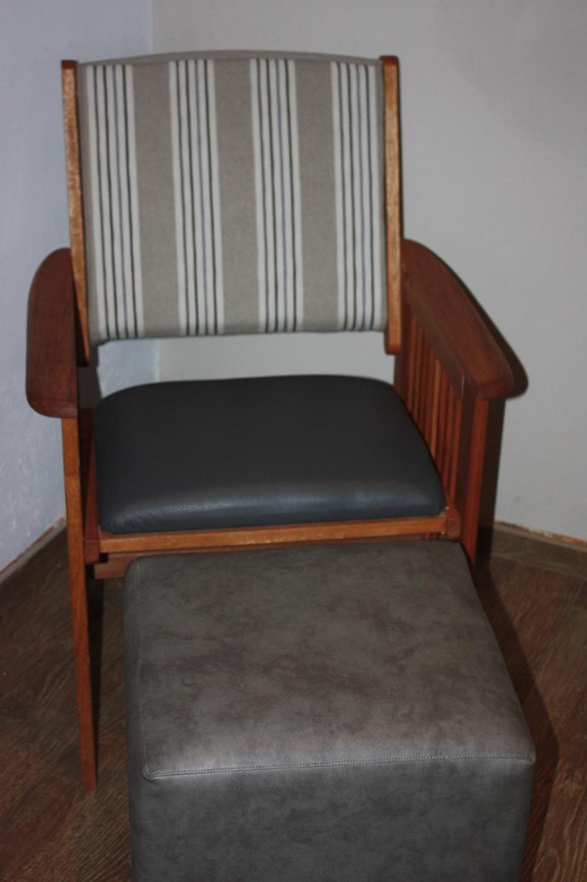 Bush Pillow Guest House Otjiwarongo Extérieur photo