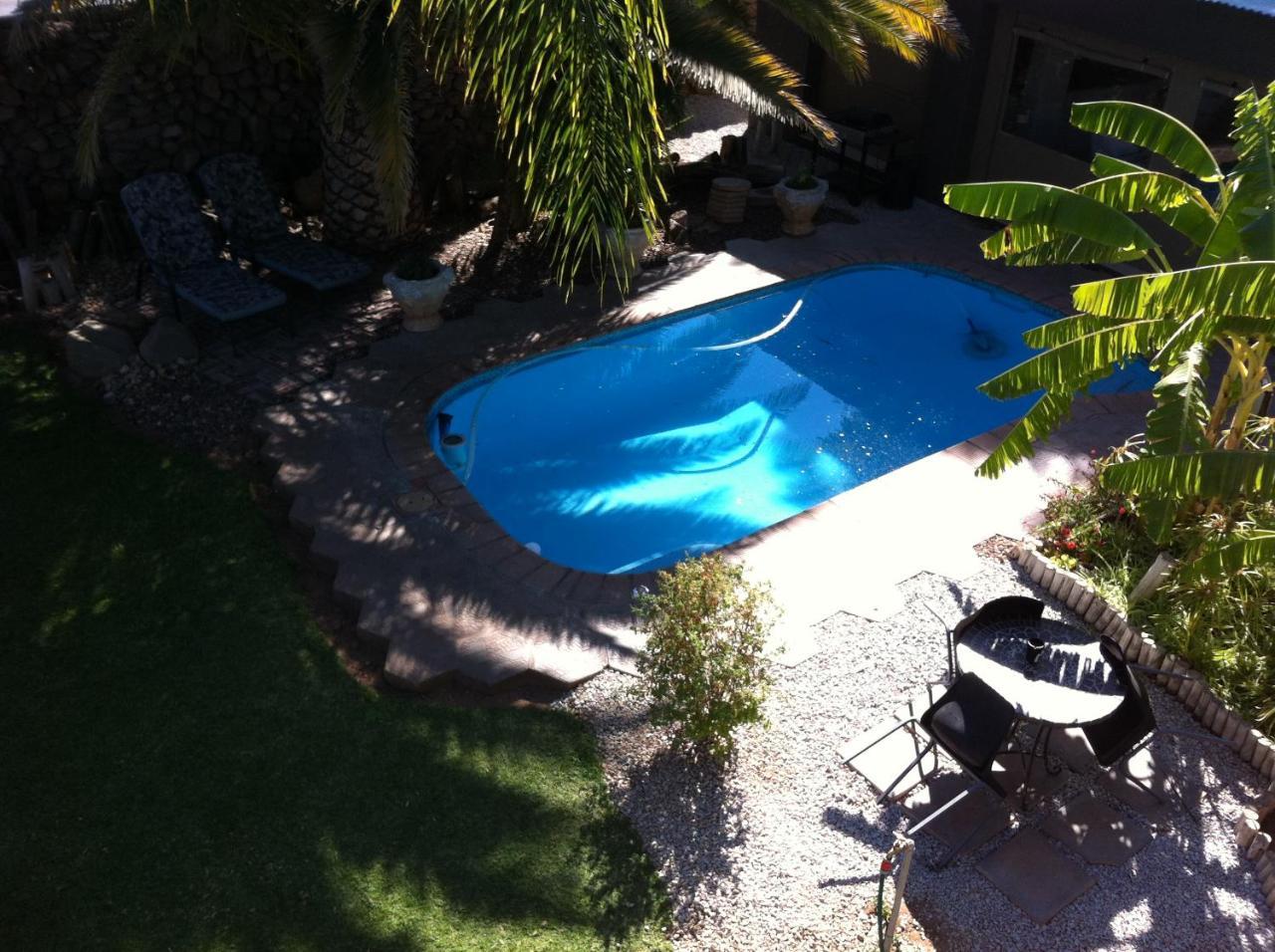 Bush Pillow Guest House Otjiwarongo Extérieur photo